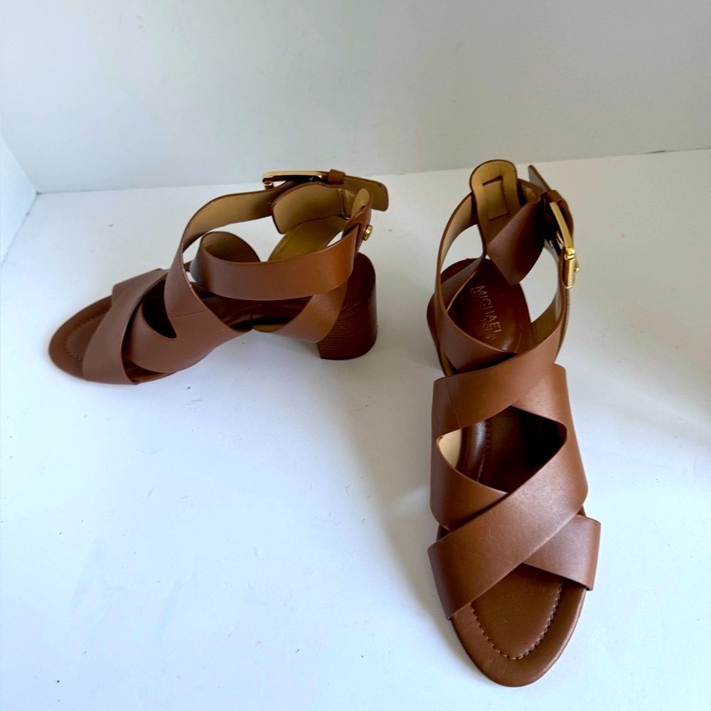 MICHAEL Michael Kors Maribella Brown Sandal Size 6.5 - Picture 2 of 15